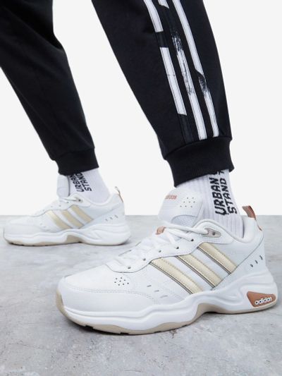 Лот: 24296730. Фото: 1. Кроссовки женские adidas Strutter... Кеды, кроссовки, слипоны