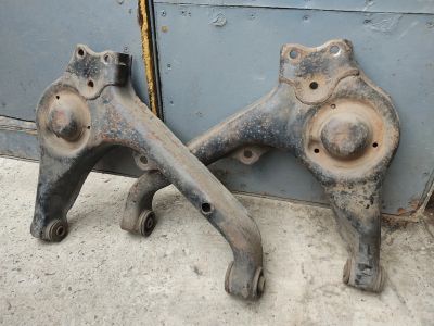 Лот: 19368960. Фото: 1. Рычаги передние на Suzuki Escudo... Ходовая, подвеска, рулевое управление