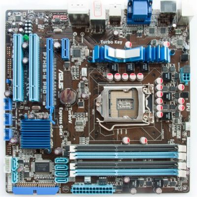 Лот: 12032891. Фото: 1. Asus P7H55 Pro, Intel Xeon X3470. Комплекты запчастей