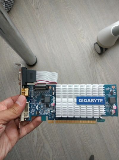 Лот: 16446049. Фото: 1. Видеокарта PCI-E Gigabyte GeForce... Видеокарты