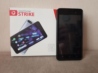Лот: 11352199. Фото: 1. Смартфон BQ 5020 Strike + 2 чехла... Смартфоны