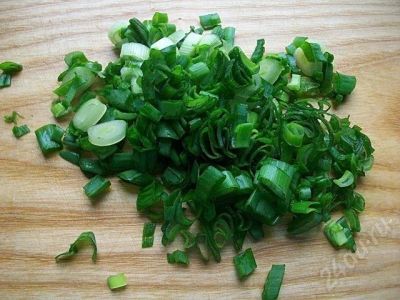Лот: 625246. Фото: 1. Сочный, вкусный, зеленый лучок... Овощи, фрукты, зелень