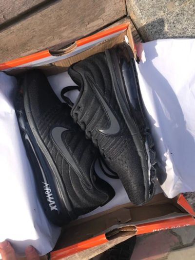 Лот: 11679187. Фото: 1. Кроссовки Nike Air Max 2017 черные. Кеды, кроссовки, слипоны