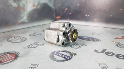 Лот: 23584324. Фото: 1. Насос масляный Mazda Atenza L3-VE... Двигатель и элементы двигателя