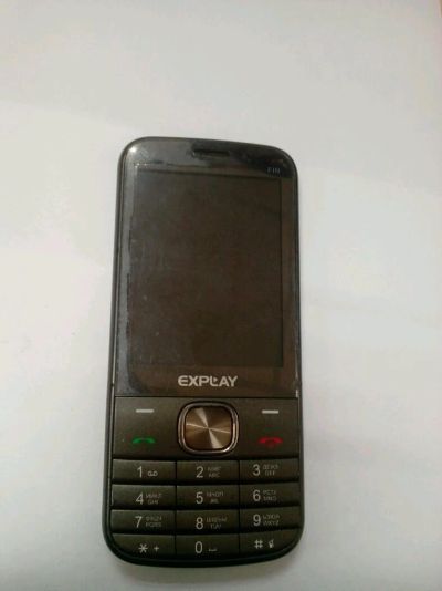 Лот: 10938652. Фото: 1. №934 . Телефон Explay Fin . Кнопочные мобильные телефоны