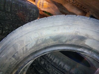 Лот: 6741237. Фото: 1. Шины зимние Yokohama Guardex. Шины