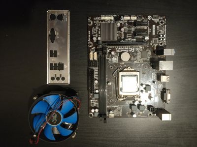 Лот: 13883920. Фото: 1. Gigabyte GA-H81M-S1 + кулер deep... Материнские платы