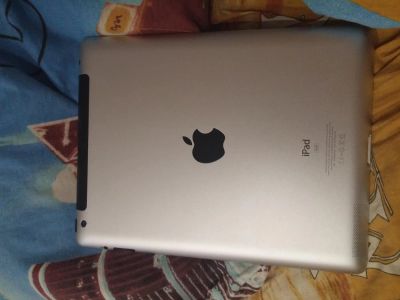 Лот: 5263337. Фото: 1. ipad new (3). Планшеты