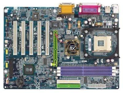 Лот: 92023. Фото: 1. Материнская плата GigaByte GA-8SG667... Материнские платы