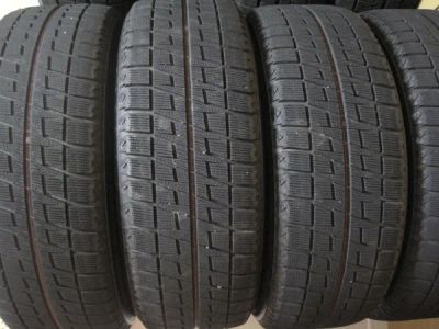 Лот: 6110708. Фото: 1. Brigestone Blizak REVO2 215/65R16... Шины