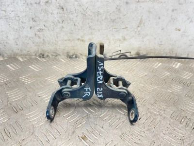 Лот: 25558663. Фото: 1. кронштейн двери Opel Astra J. Другое (автозапчасти)