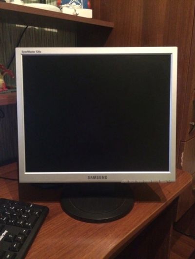 Лот: 8854714. Фото: 1. Монитор Samsung SyncMaster 720N. ЖК-мониторы