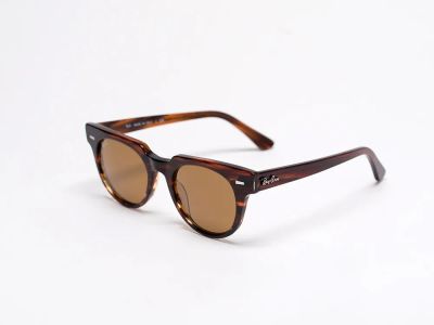 Лот: 24977387. Фото: 1. Очки Ray Ban. Очки солнцезащитные