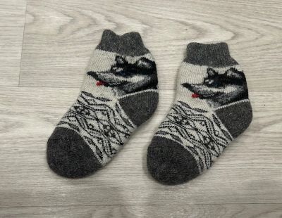 Лот: 24985692. Фото: 1. Детские вязанные шерстяные носки. Нижнее белье
