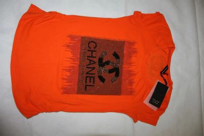 Лот: 3027204. Фото: 1. Футболка CHaNEL оранжевая. 42-44... Футболки, топы и майки