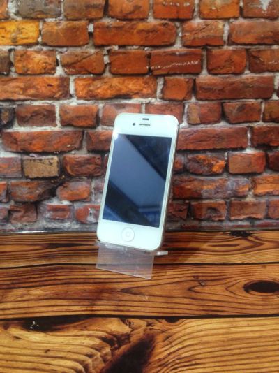 Лот: 11537373. Фото: 1. Смартфон Apple Iphone 4S 16GB... Смартфоны