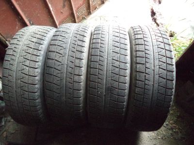 Лот: 13922893. Фото: 1. Bridgestone blizzak Revo GZ 205... Шины