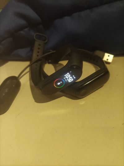 Лот: 20180324. Фото: 1. Часы mi band 4 и 3. Смарт-часы, фитнес-браслеты, аксессуары