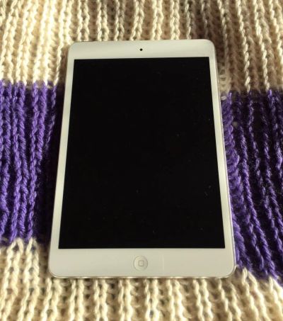 Лот: 4724858. Фото: 1. apple Ipad mini 16gb wite WI-FI... Планшеты