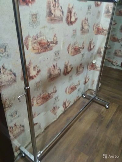 Лот: 10202070. Фото: 1. Вешало напольное. Торговое