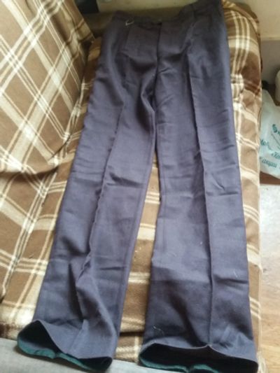 Лот: 17607867. Фото: 1. Мужские вишневые брюки(размер... Брюки, джинсы, шорты