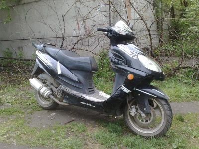 Лот: 982801. Фото: 1. Продам отличный скутер по отличной... Мотороллеры, мопеды