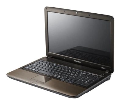 Лот: 3240895. Фото: 1. Продам ноутбук Samsung NP-R540-JS01RU... Ноутбуки