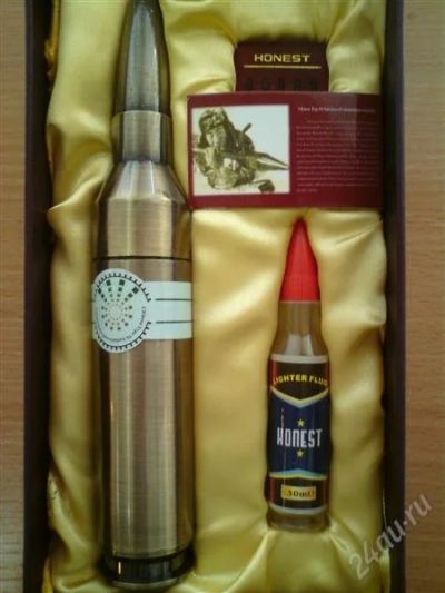 Лот: 1066413. Фото: 1. Подарочный набор - "Зажигалка... Сувенирные наборы