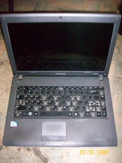 Лот: 5184104. Фото: 1. Ноутбук Samsung R428 без винта-матрицы... Ноутбуки