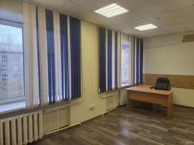 Лот: 18205509. Фото: 1. Продажа 4 офисных кабинета вместе... Коммерческая недвижимость