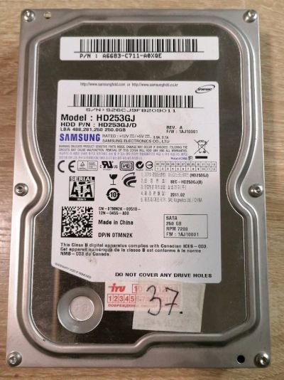 Лот: 17519002. Фото: 1. Жесткий диск Samsung HD253GJ 250... Жёсткие диски (HDD)
