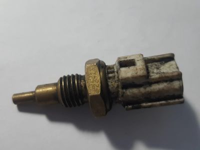 Лот: 2678639. Фото: 1. датчик температуры Toyota 89422-33030... Двигатель и элементы двигателя