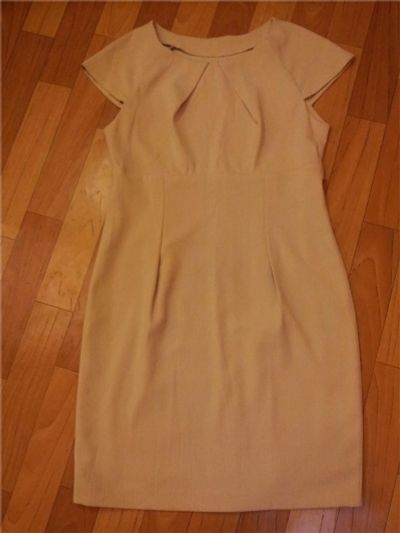 Лот: 8722265. Фото: 1. Бежевое платье. Платья