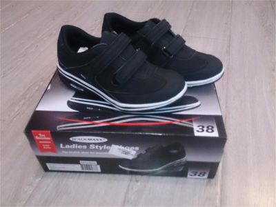 Лот: 9258286. Фото: 1. Кроссовки Walkmaxx Ladies р-р... Кеды, кроссовки