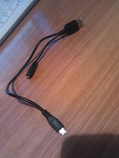 Лот: 3348433. Фото: 1. Кабель для планшета USB+зарядка. Планшеты