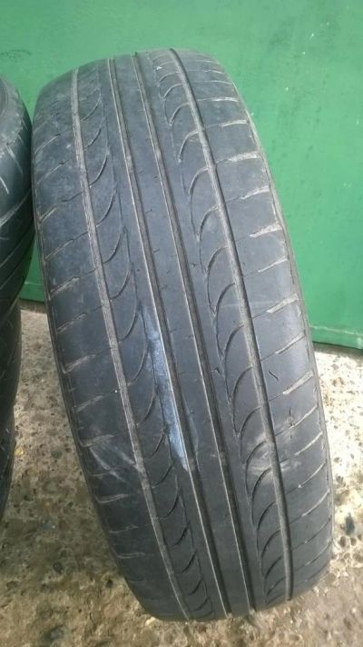 Лот: 7076417. Фото: 1. Goodyear hydragrip 205 65 r15. Шины