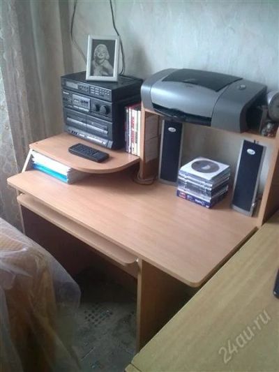 Лот: 937493. Фото: 1. компьютерный стол. Стойки и тумбы для аппаратуры