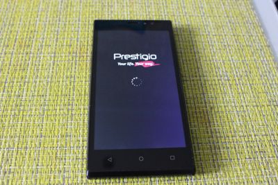 Лот: 16600953. Фото: 1. Prestigio Muze C7 LTE Висит на... Другое (запчасти, оборудование)
