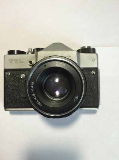 Лот: 6761028. Фото: 1. фотоапарат Зенит. Плёночные дальномерные, шкальные