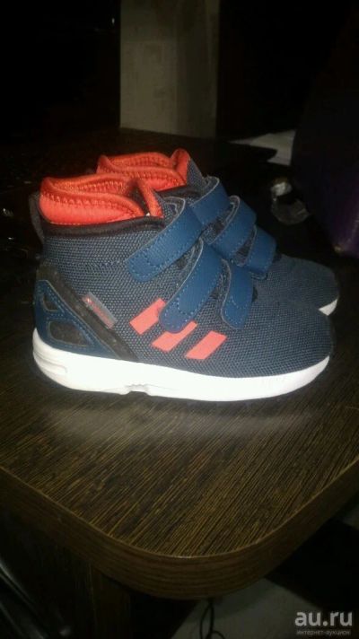 Лот: 10630684. Фото: 1. Крутые детские кроссовки adidas... Кеды, кроссовки