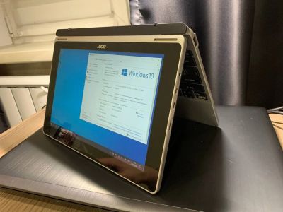 Лот: 19279734. Фото: 1. Планшет Acer Aspire Switch 11. Планшеты