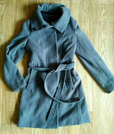 Лот: 12498578. Фото: 1. Очень красивое пальто H&M + небольшой... Верхняя одежда