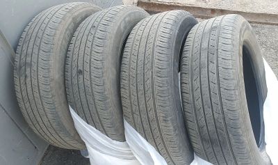 Лот: 18922905. Фото: 1. Шины Dunlop 225/65 R17 4 шт б... Шины