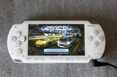 Лот: 9938170. Фото: 1. Игровая консоль Sony PSP-1004... Консоли