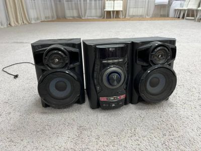Лот: 24009975. Фото: 1. Музыкальный центр LG RAD114 B. Музыкальные центры, магнитолы