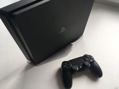 Лот: 17563678. Фото: 1. Playstation 4 slim 500gb. Консоли