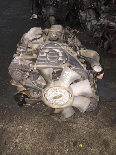 Лот: 7596014. Фото: 1. Контрактный двигатель R2-E Mazda... Двигатель и элементы двигателя