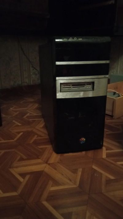 Лот: 16693408. Фото: 1. 2 корпуса и немного комплектующих. Материнские платы