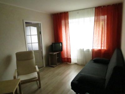 Лот: 4162433. Фото: 1. Сдам 2-х комн. квартиру в Студгородке. Квартиры, студии