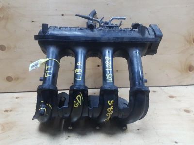 Лот: 18868858. Фото: 1. Коллектор впускной Honda Fit GD1... Двигатель и элементы двигателя